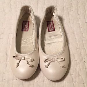 L’Amour beautiful designer shoes!